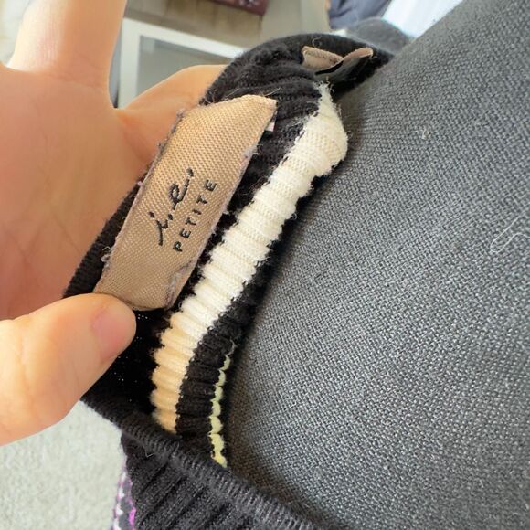 Vintage Striped Sweater \ Y2K 2000s Retro Pink and Black Striped Sweater - Picture 5 of 7